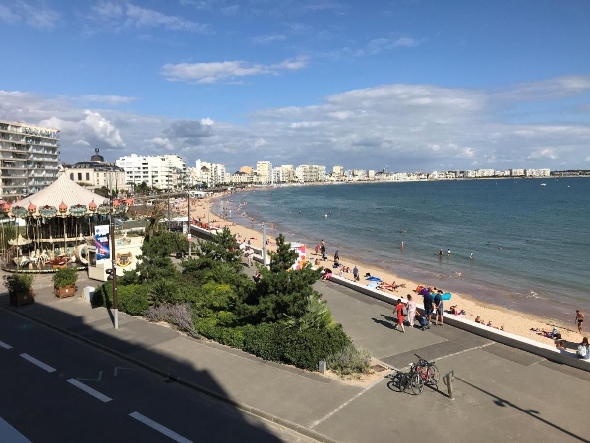 Appartement T2 Face Plage Avec Balcon, Cuisine Equipee Et Tv - Fr-1-92-908 Les Sables-d'Olonne Exterior photo